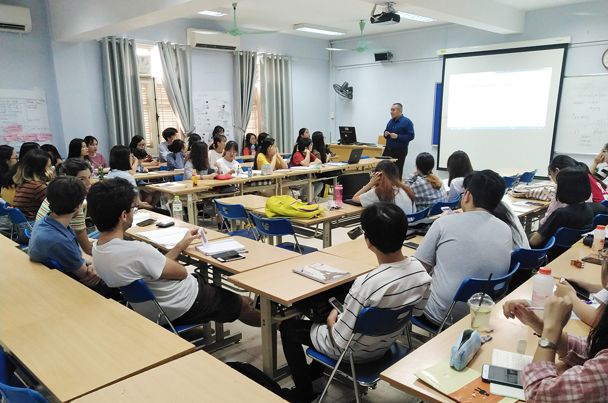 Malaysia Staff FIS HANU HANOI UNIVERSITY